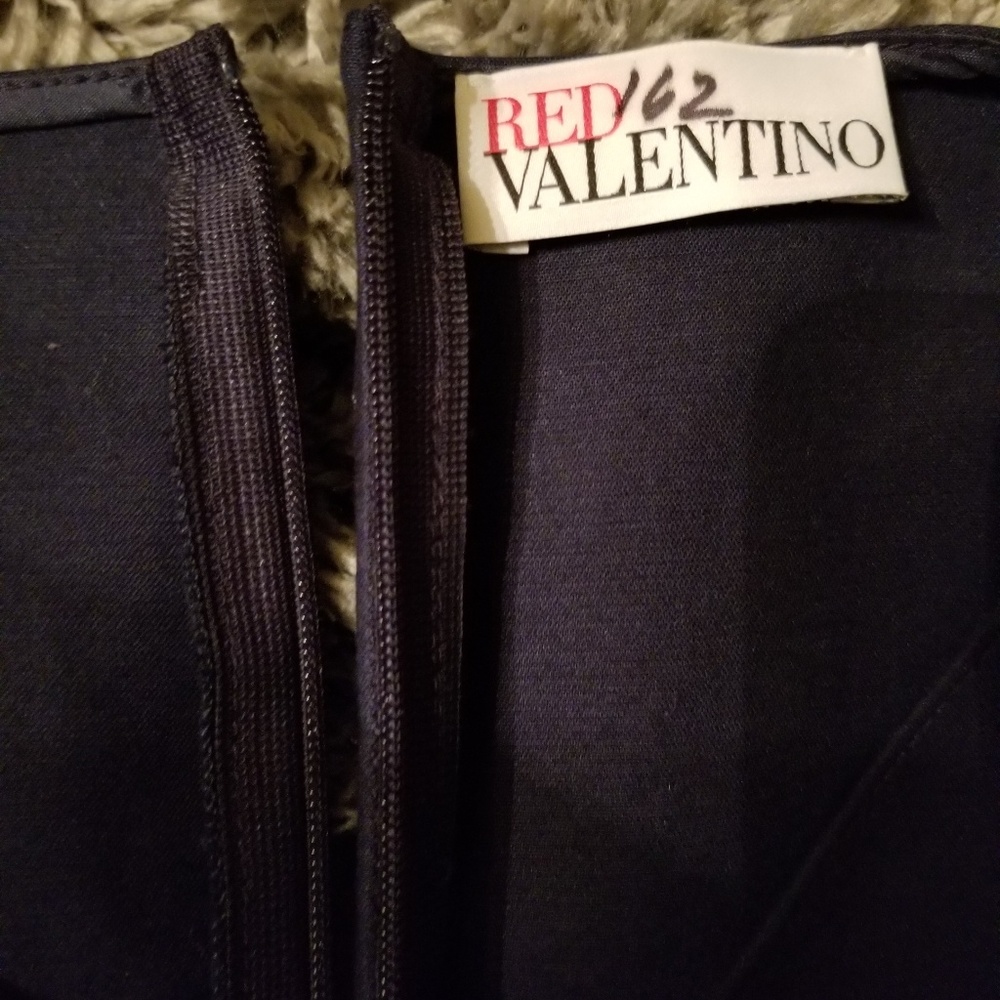RED VALENTINO DRESS - Picture 5 of 8